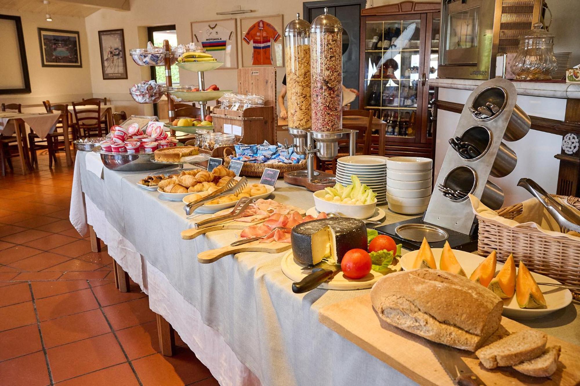 Hotel Zi Martino Castagneto Carducci Εξωτερικό φωτογραφία